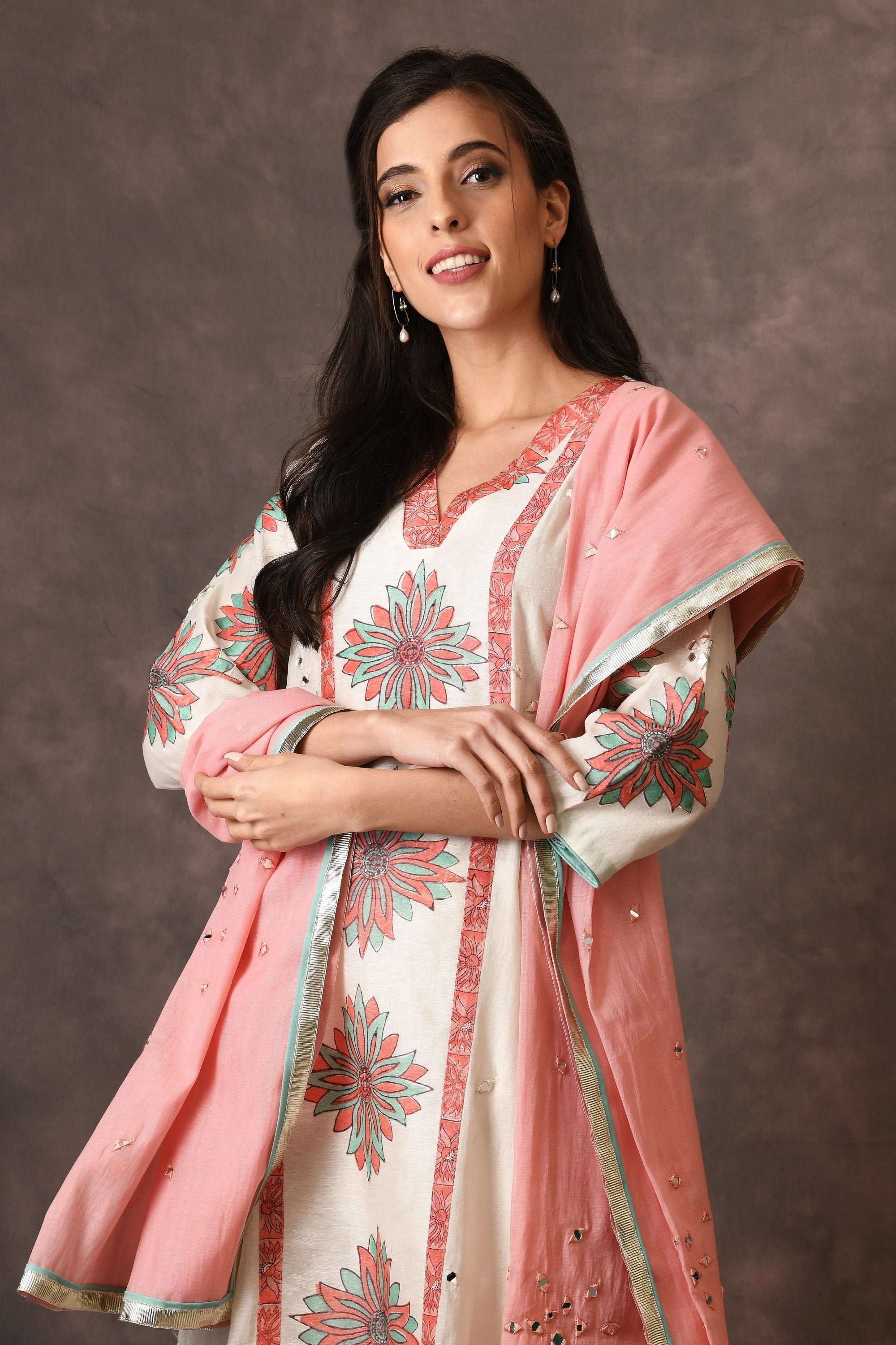 Ivory Temple Flower Applique Straight Kurta Set With Scattered Mirror Embroidery