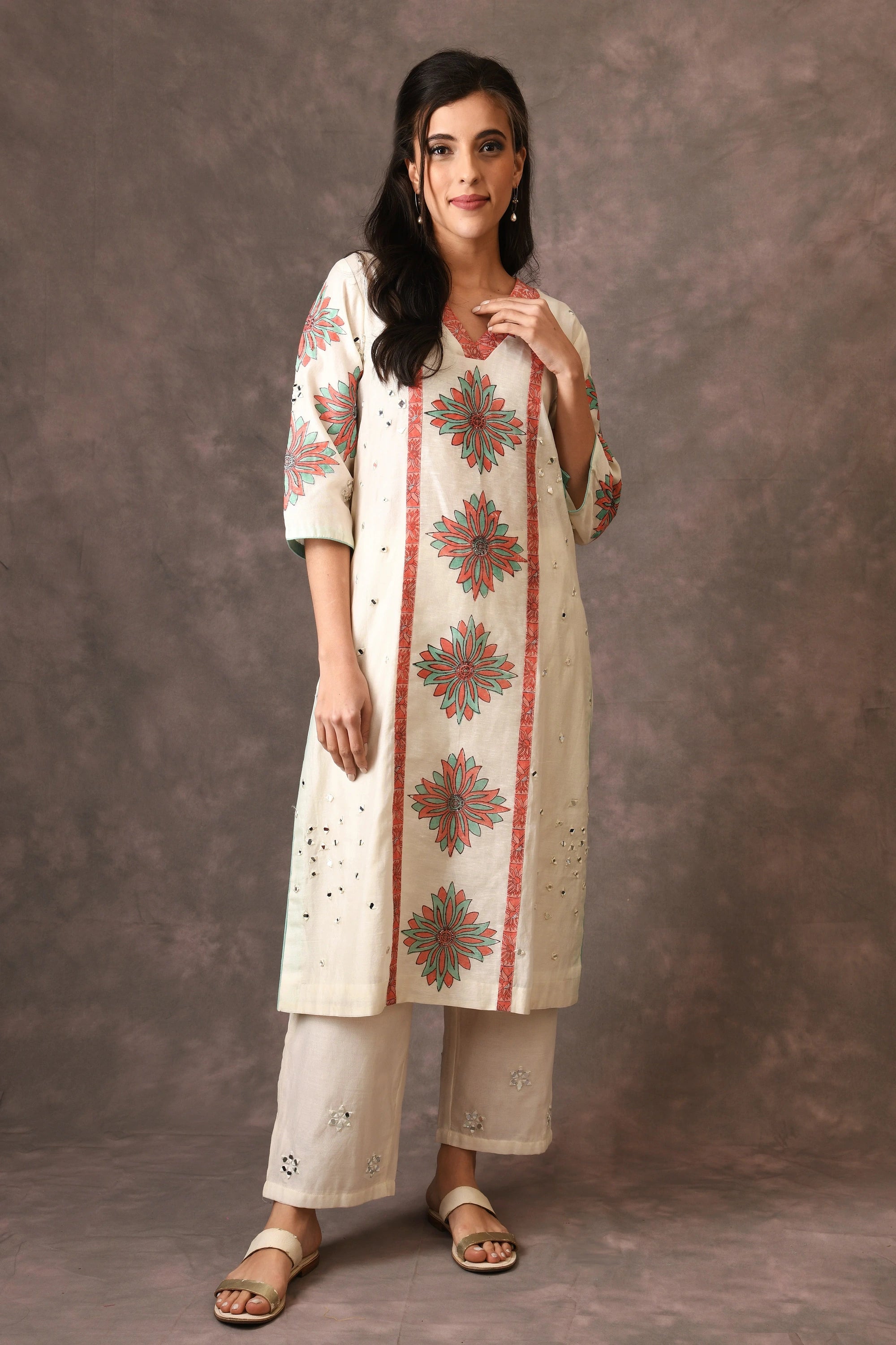 Ivory Temple Flower Applique Straight Kurta Set With Scattered Mirror Embroidery