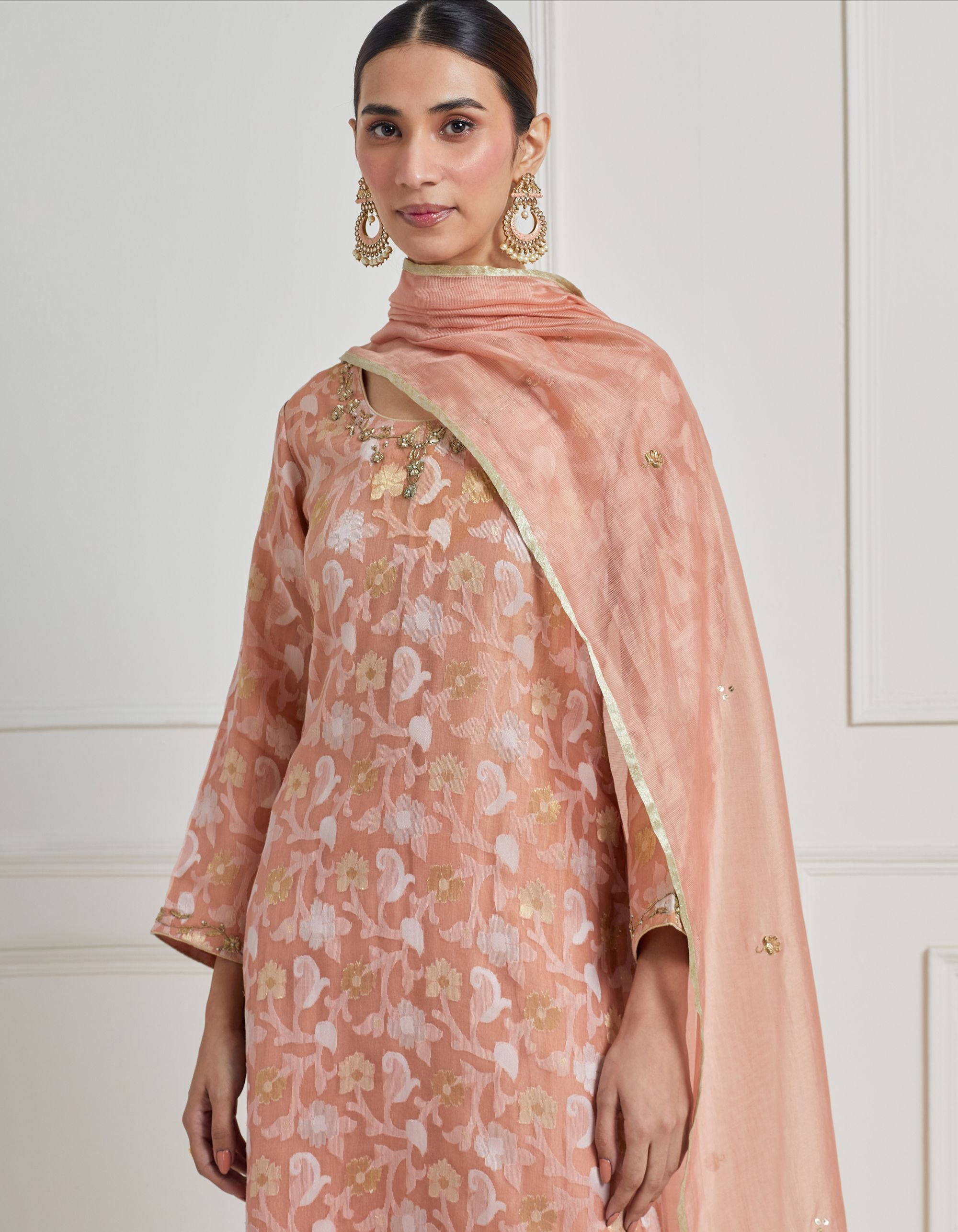 Dull Rose Vintage Banarasi Cutwork Kurta Set