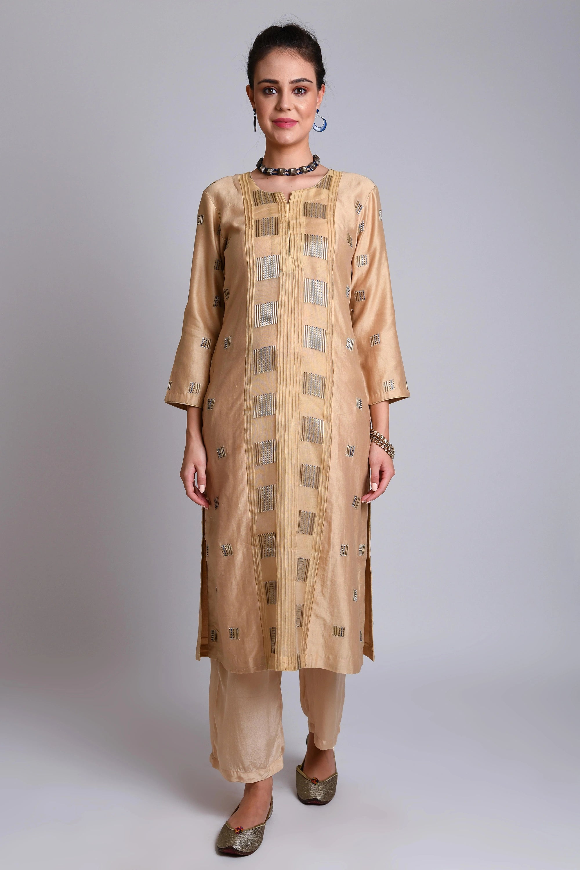 Paneled Kurta With Pinktuks And Round Neck