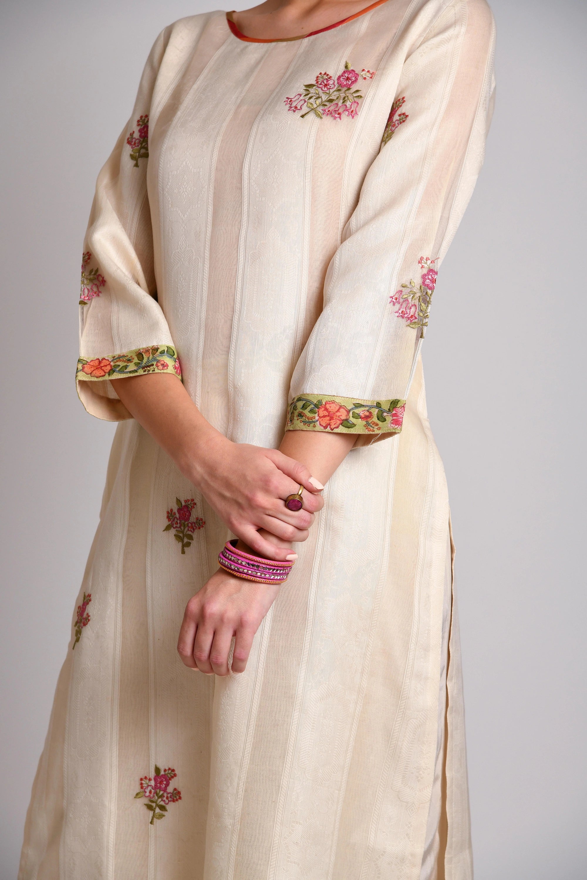 Straight Kurta With Boat Neck